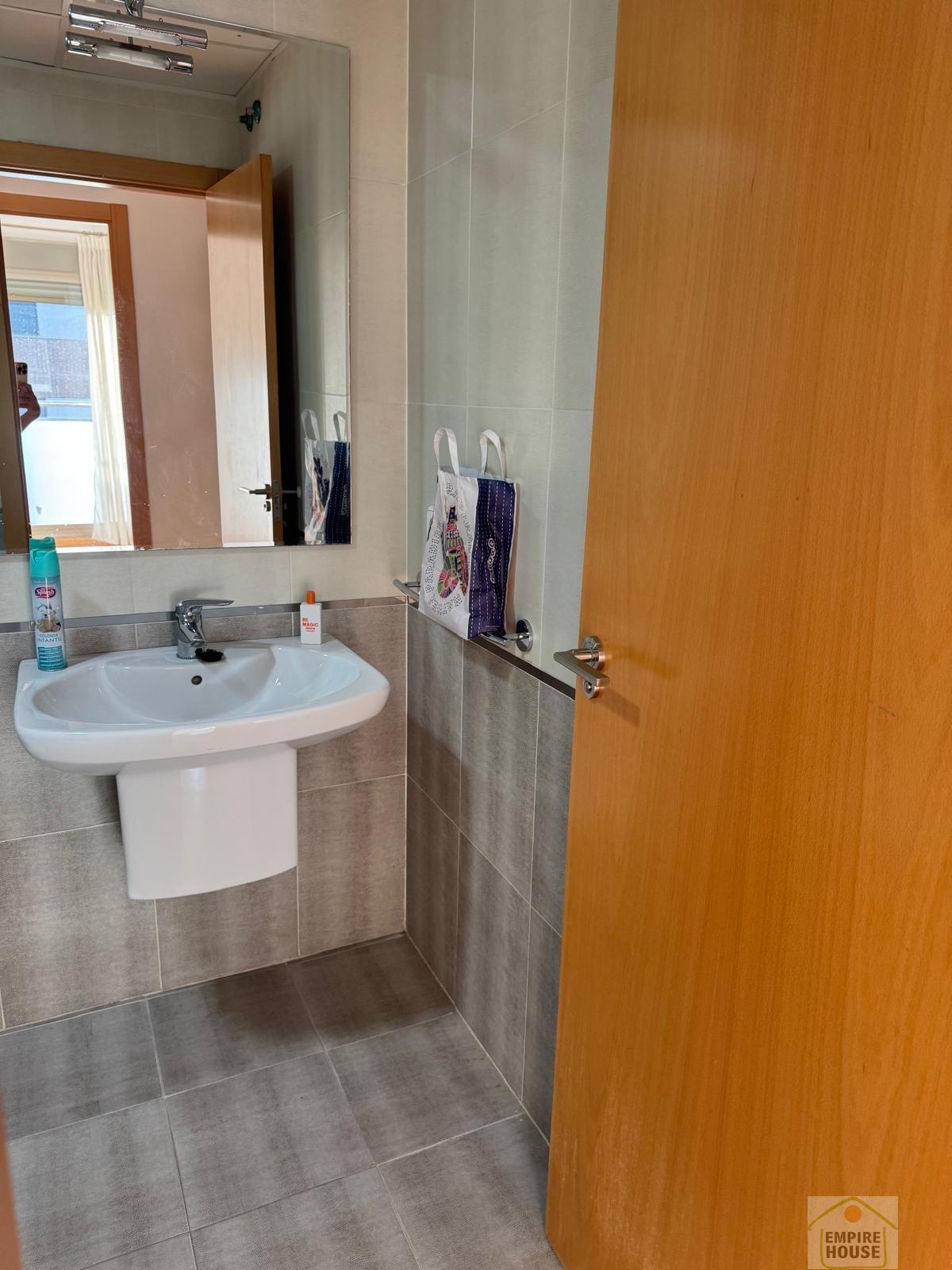 For sale of flat in Torrent