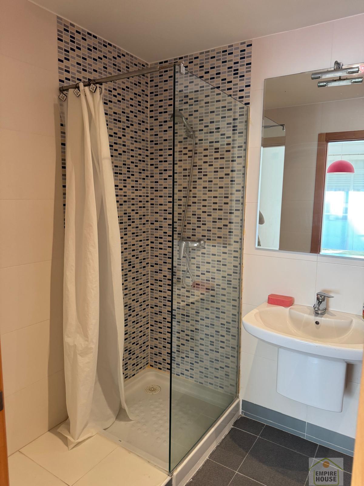 For sale of flat in Torrent