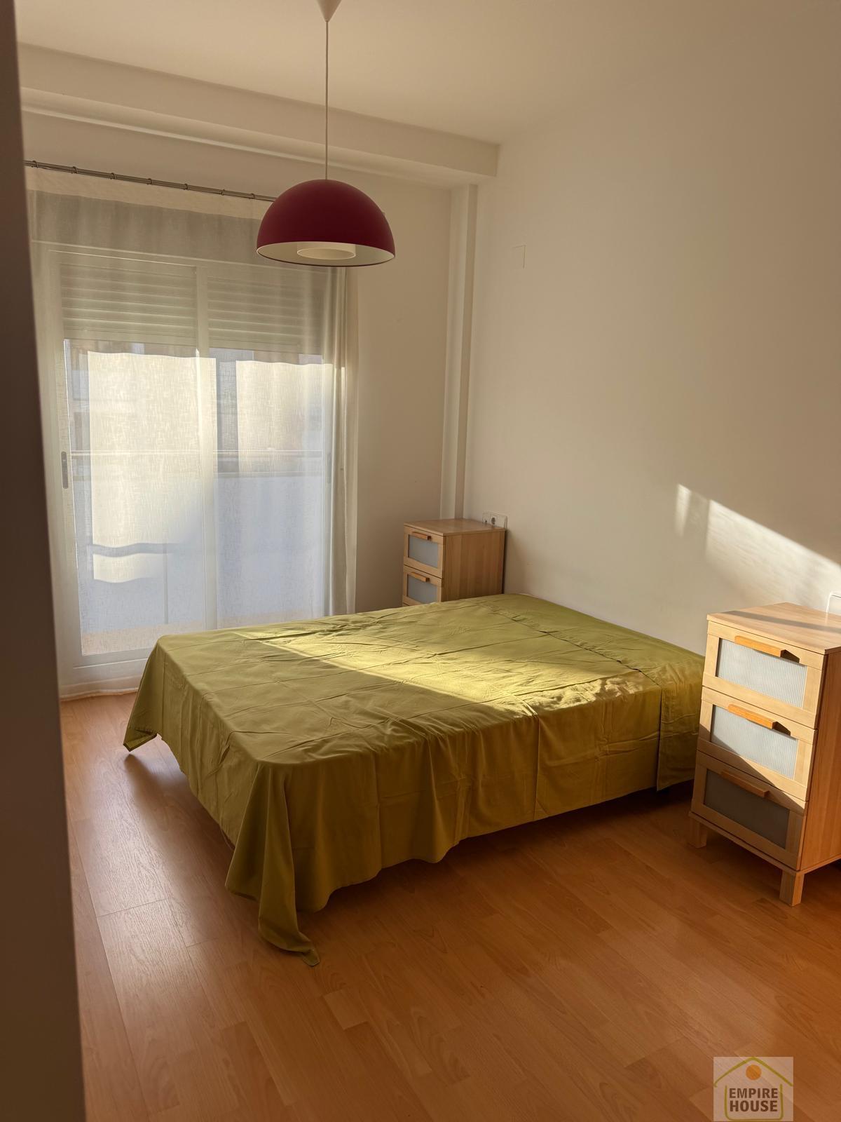 For sale of flat in Torrent