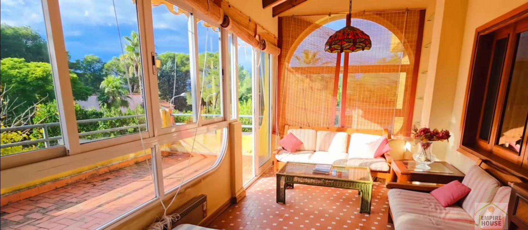 Venta de villa en Alzira