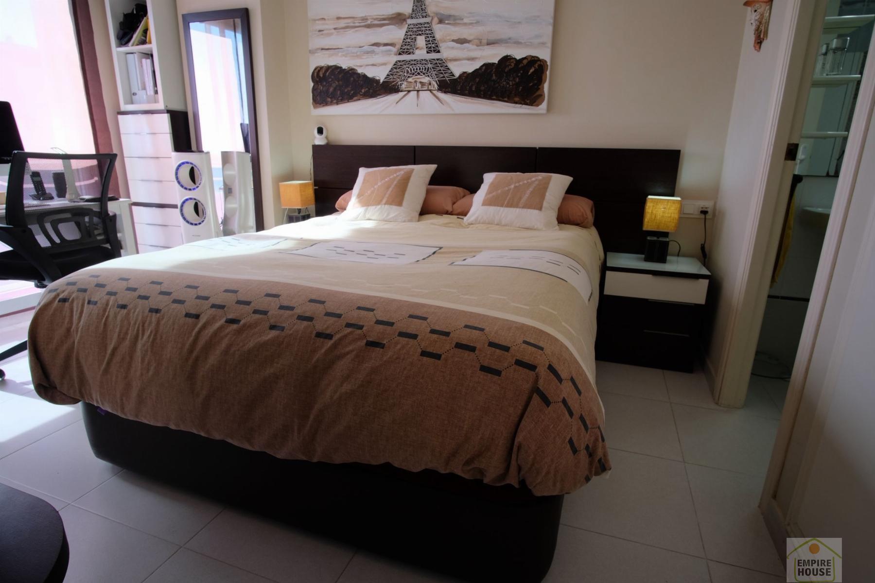 For sale of flat in El Perellonet