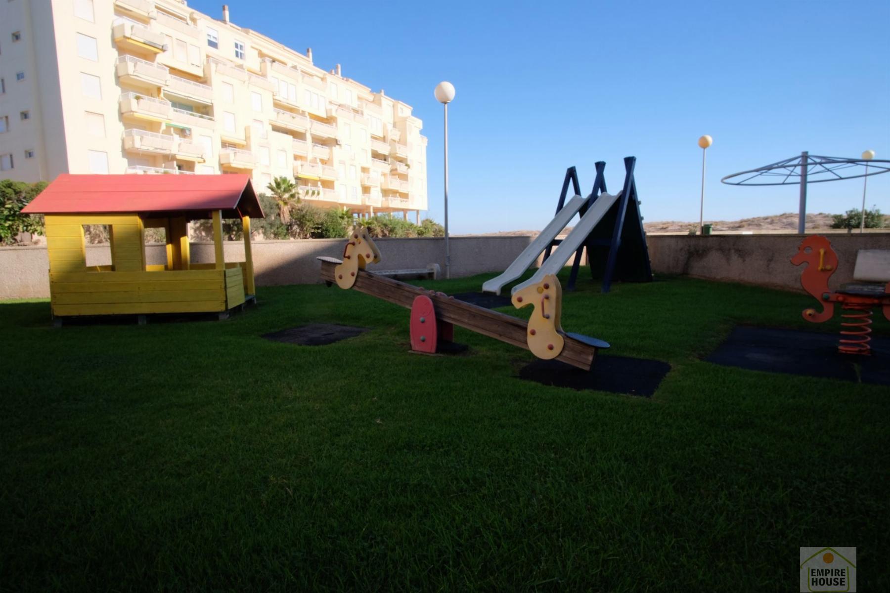 For sale of flat in El Perellonet