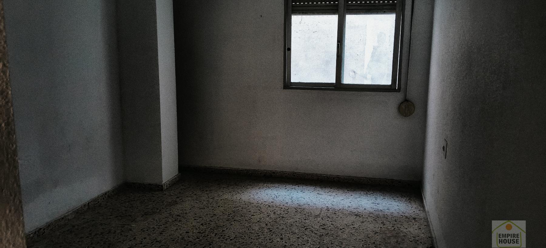 For sale of flat in Alzira