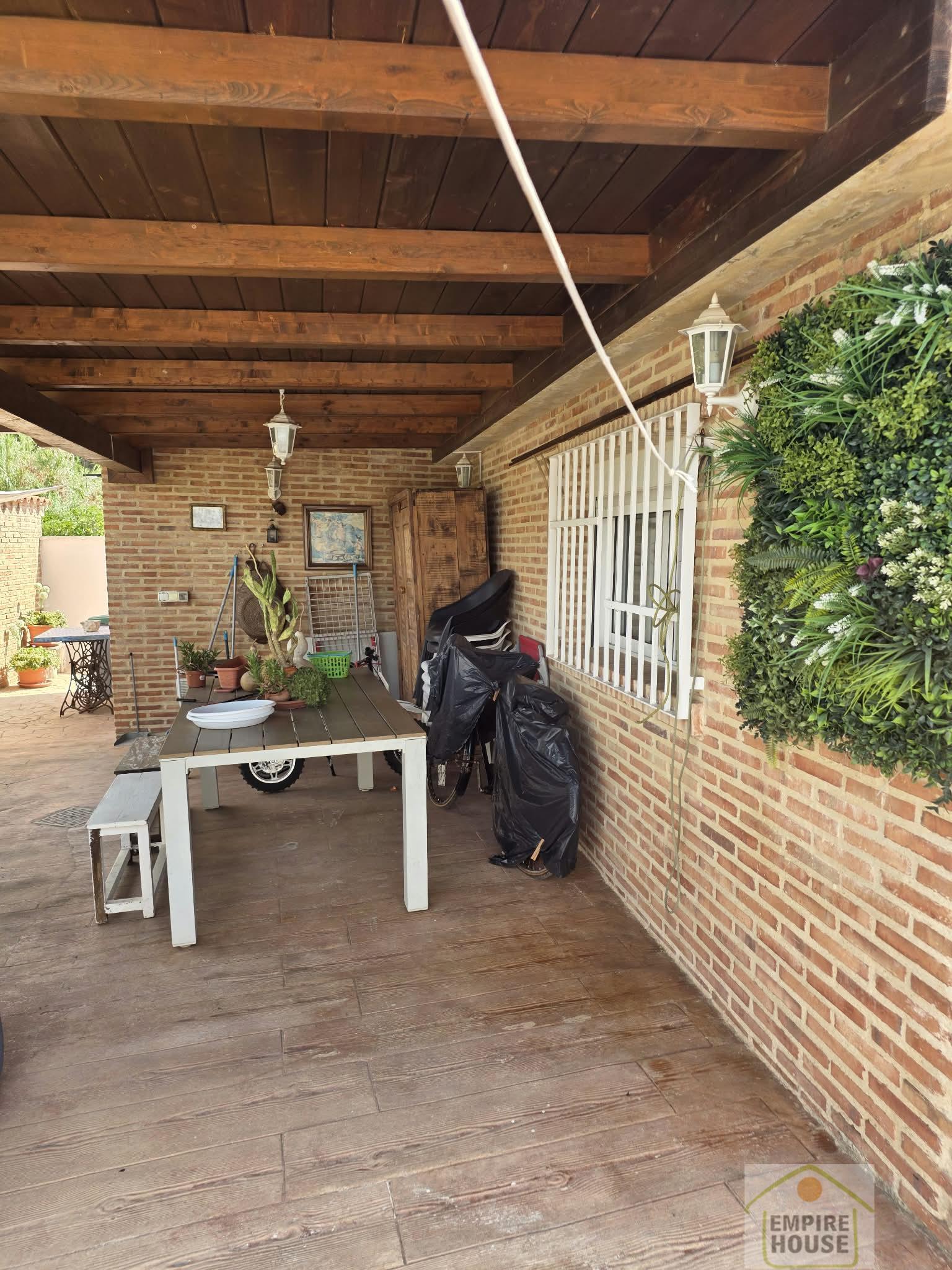 Venta de chalet en Monserrat