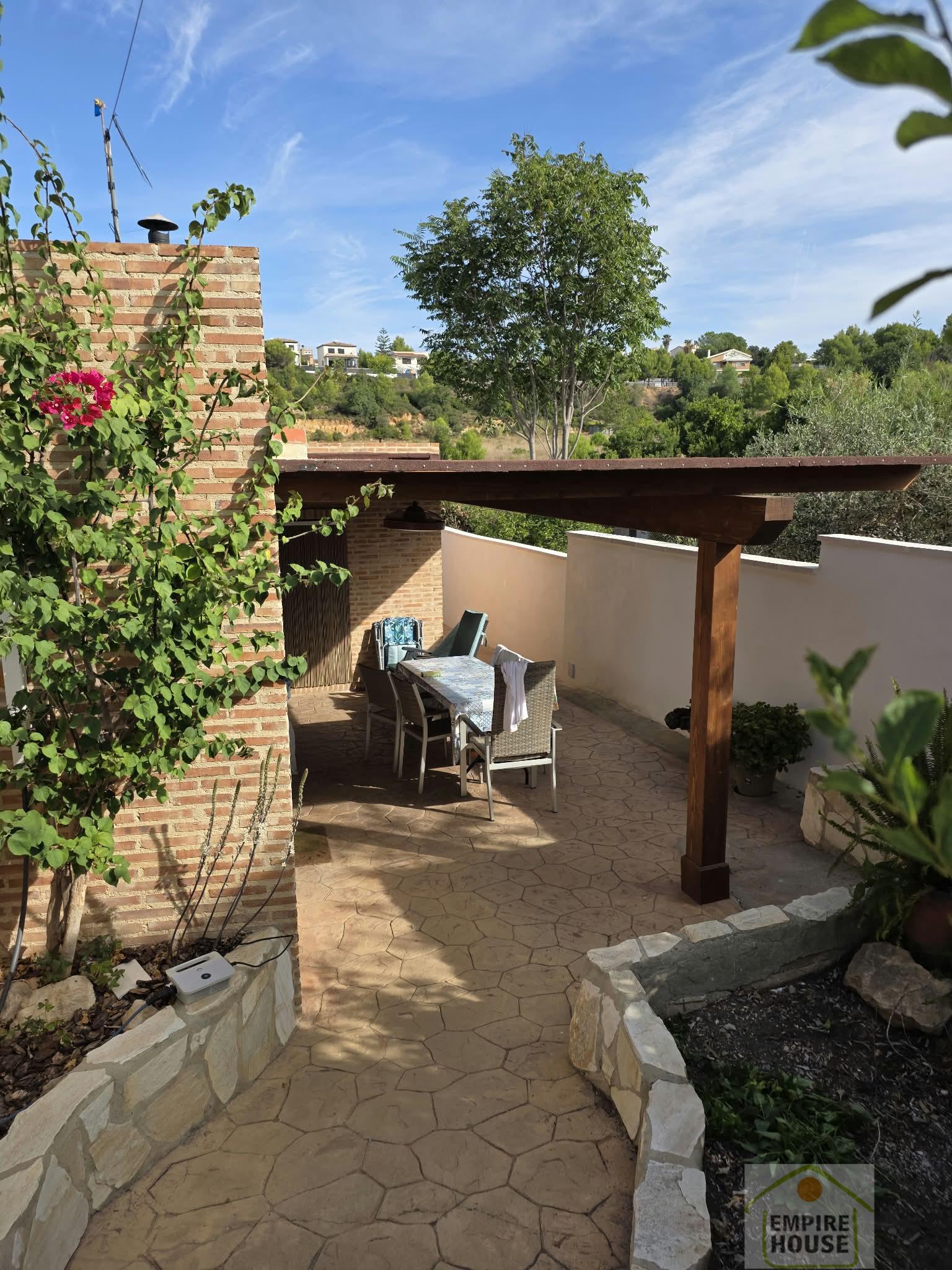 Venta de chalet en Monserrat