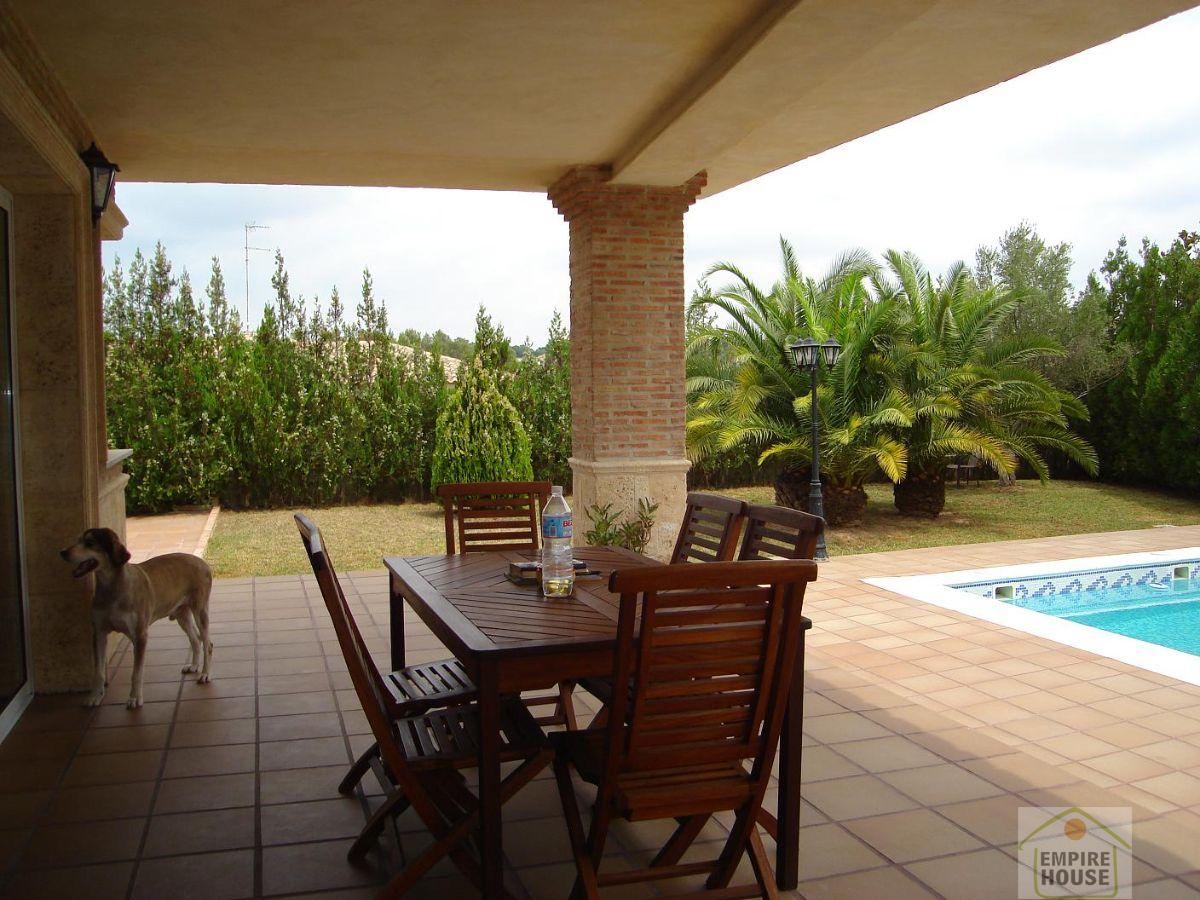 Venta de chalet en Monserrat