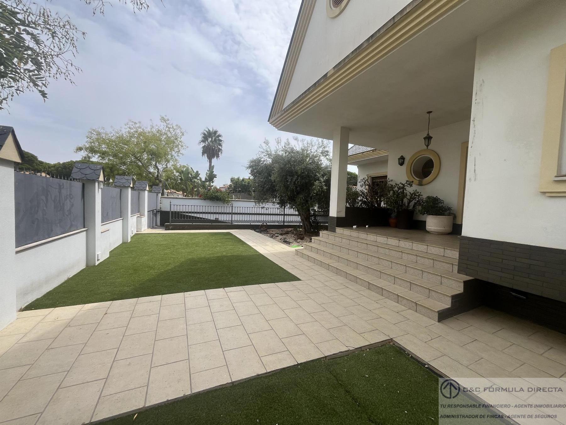 Venta de chalet en Cartaya