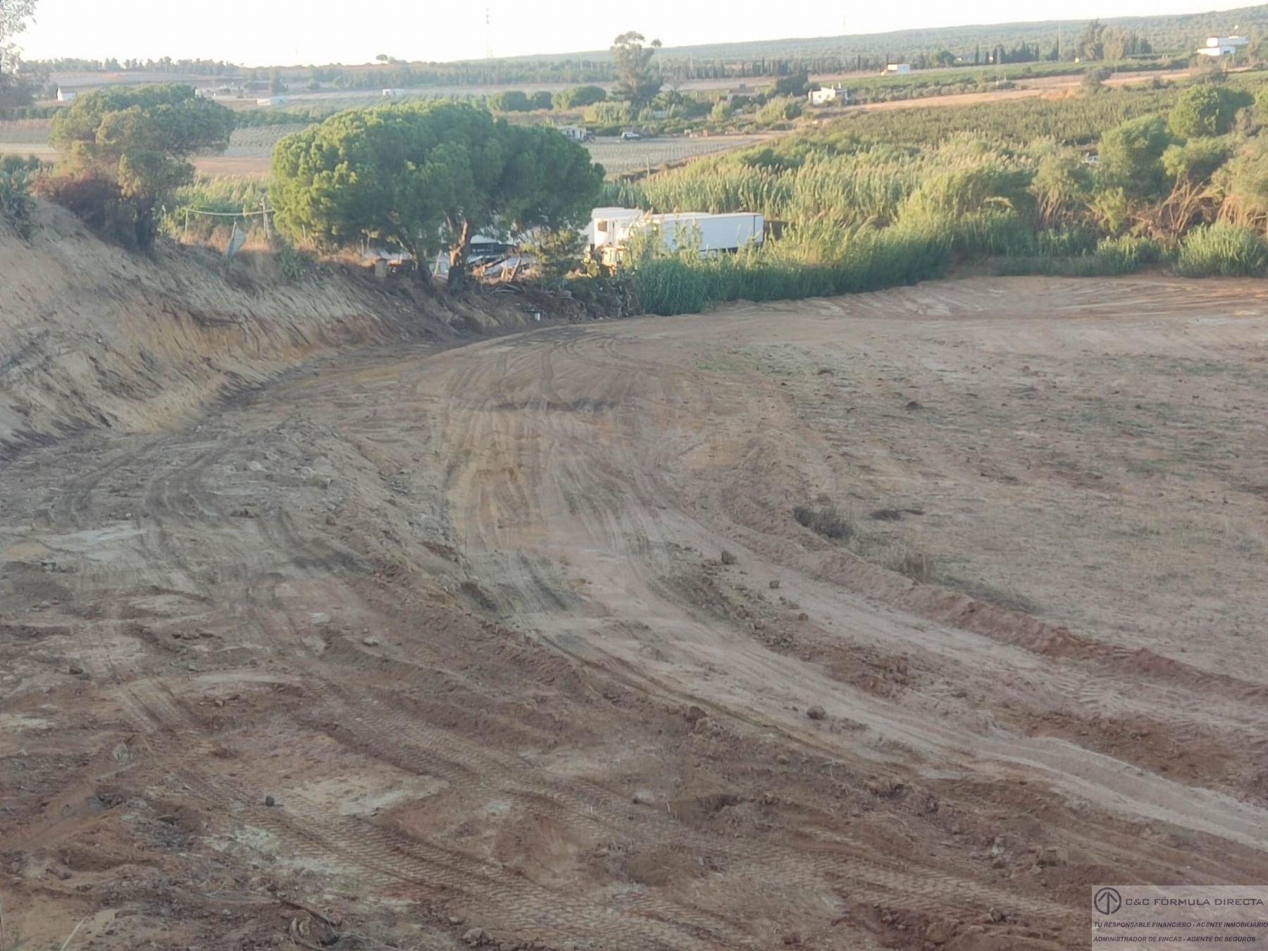 Venta de finca rústica en Lepe