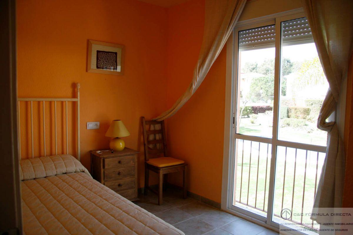 Zu verkaufen von chalet in
 Lepe
