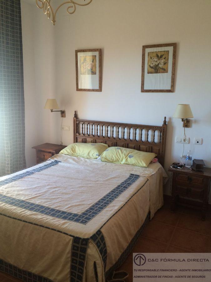 For rent of chalet in Lepe