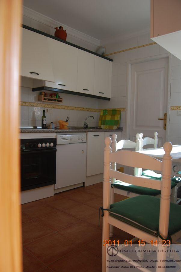 For rent of chalet in Lepe
