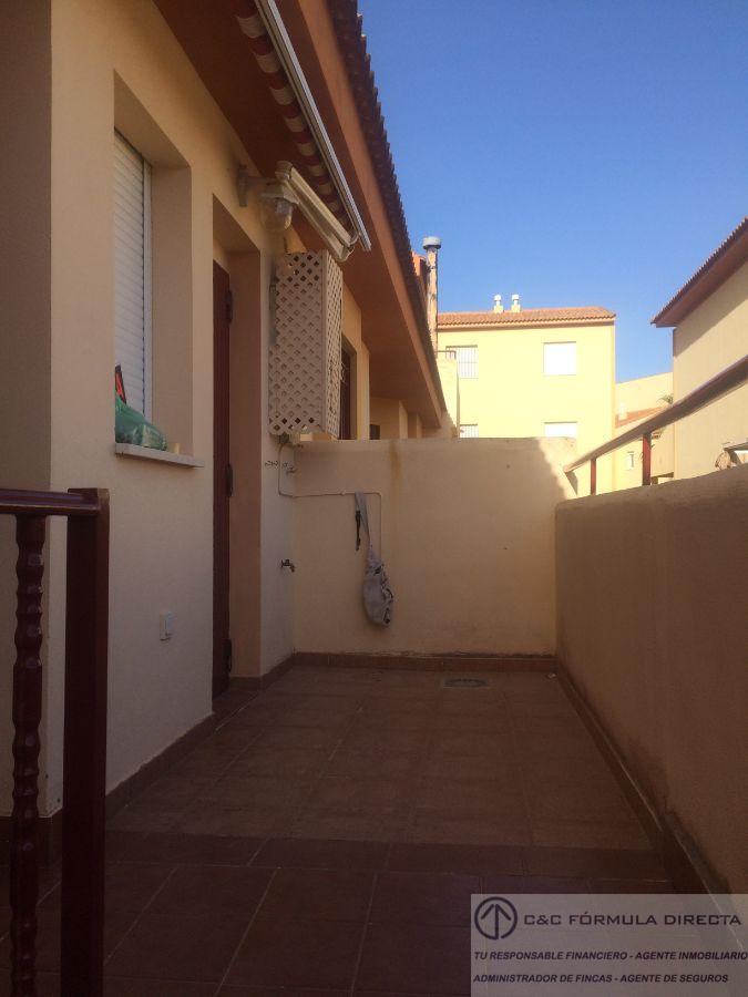 For rent of chalet in Lepe