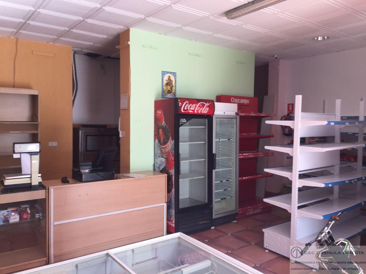 Venta de local comercial en Cartaya