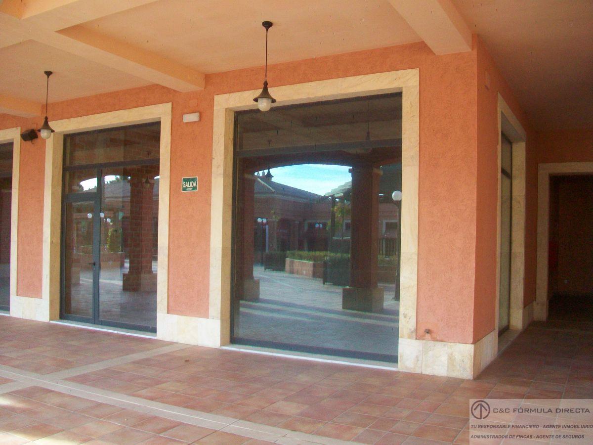 Venta de local comercial en Lepe