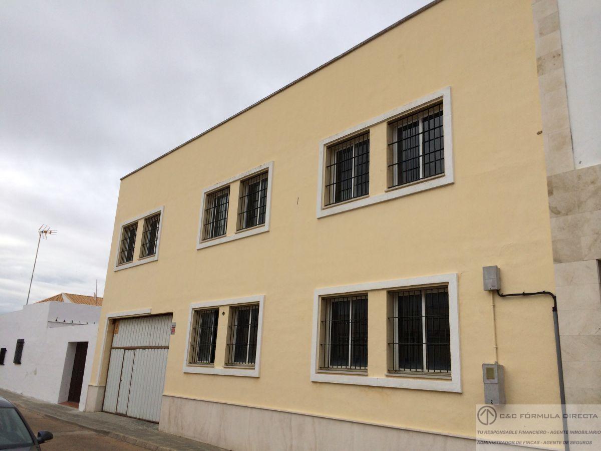 Venta de local comercial en Lepe