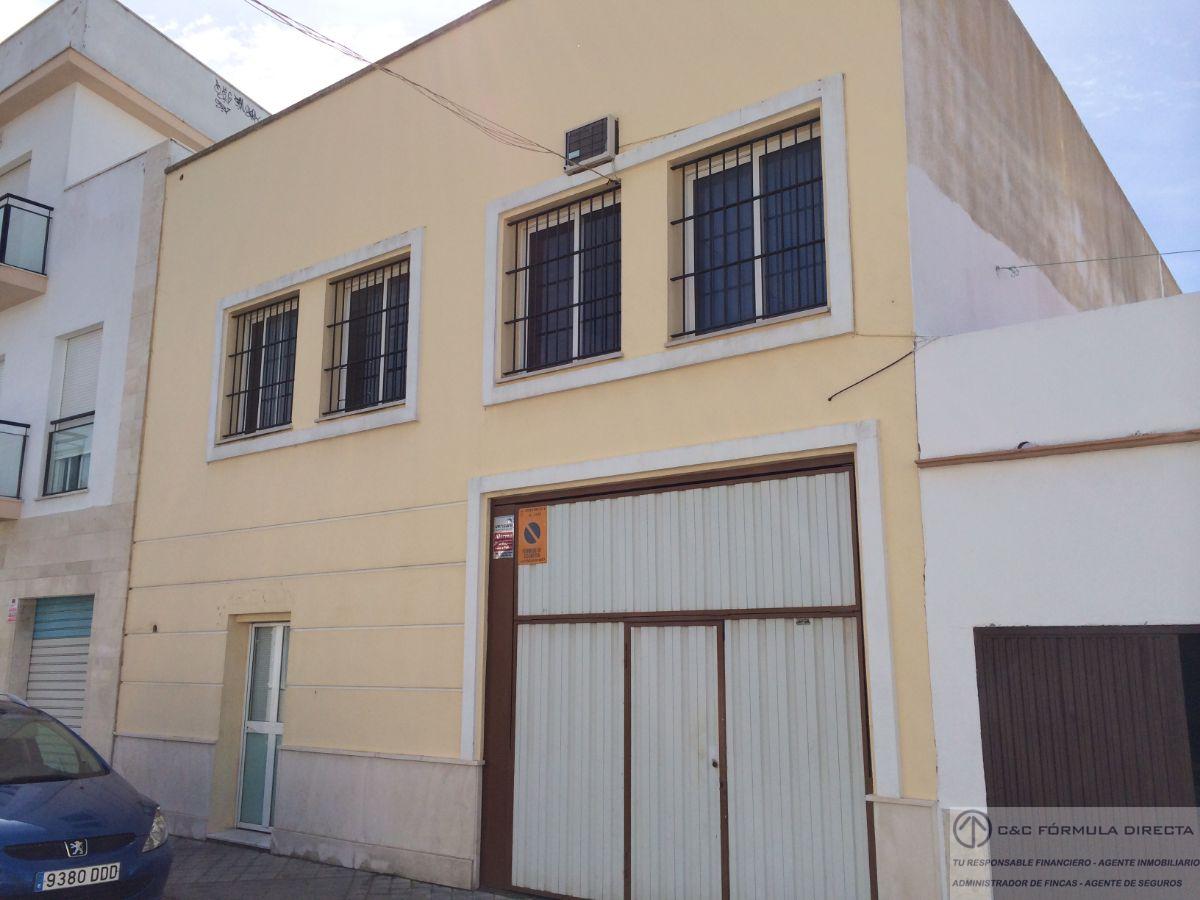 Venta de local comercial en Lepe