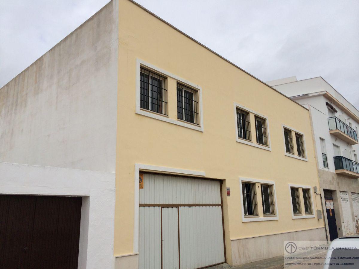 Venta de local comercial en Lepe