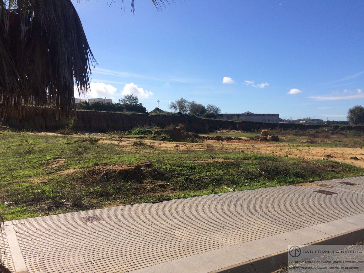 Venta de terreno en Lepe