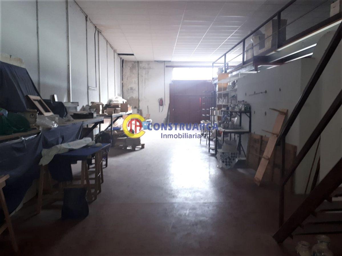 Venta de nave industrial en Talavera de la Reina