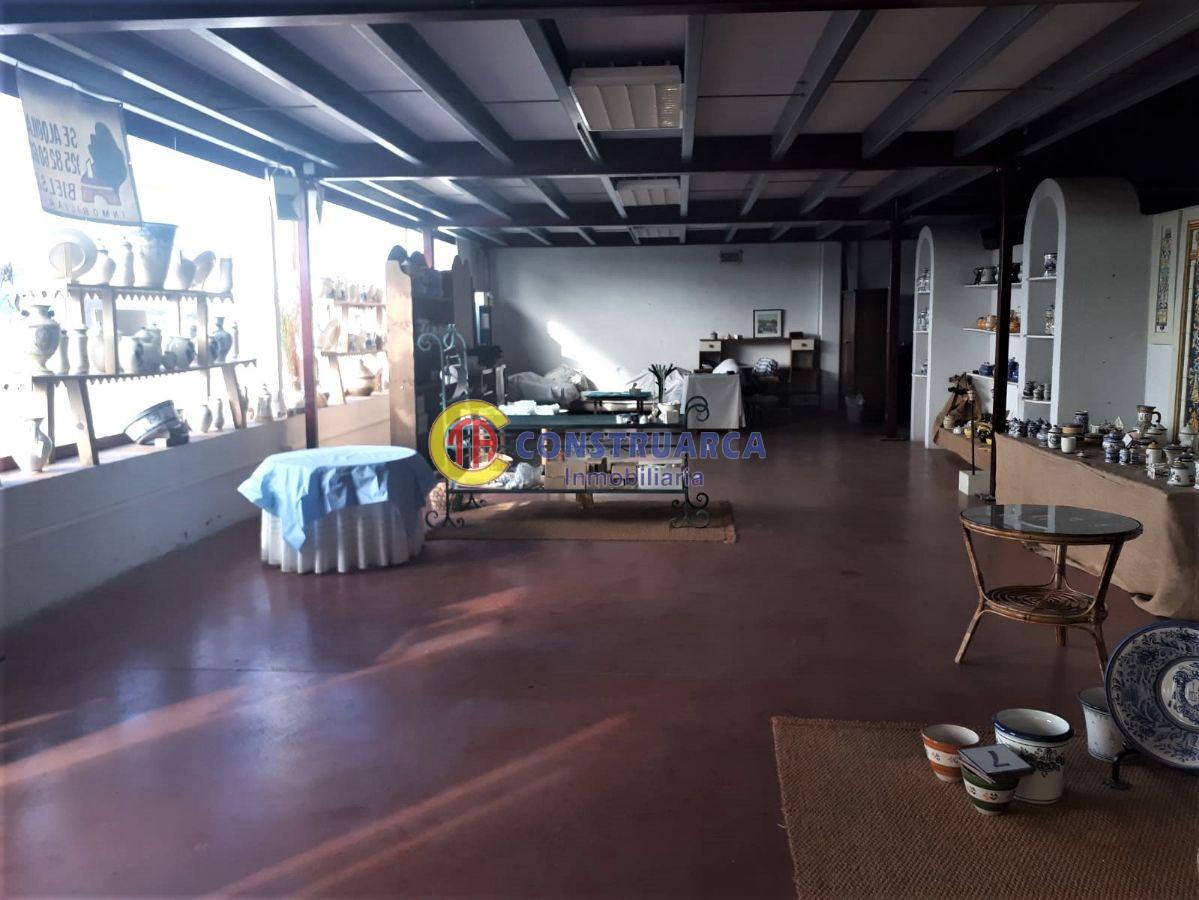 Venta de nave industrial en Talavera de la Reina