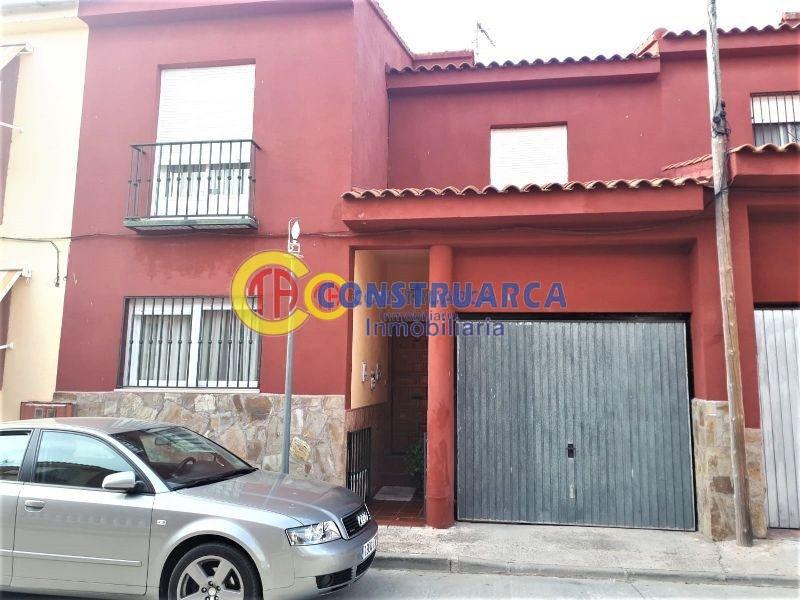 Venta de chalet en Las Herencias