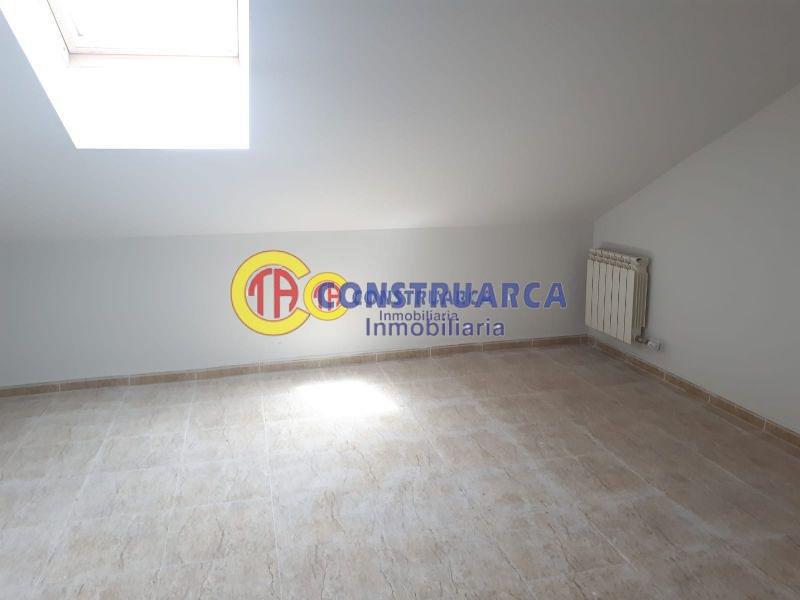 For sale of flat in Talavera de la Reina