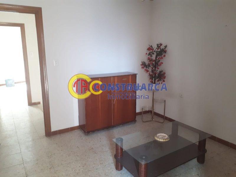 For sale of house in Velada