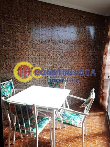 Venda de casa a Velada