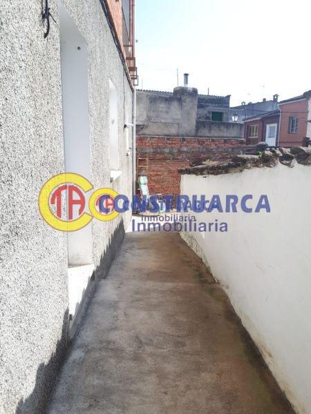 Venda de casa a Velada
