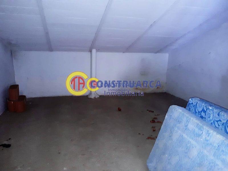 Venda de casa a Velada