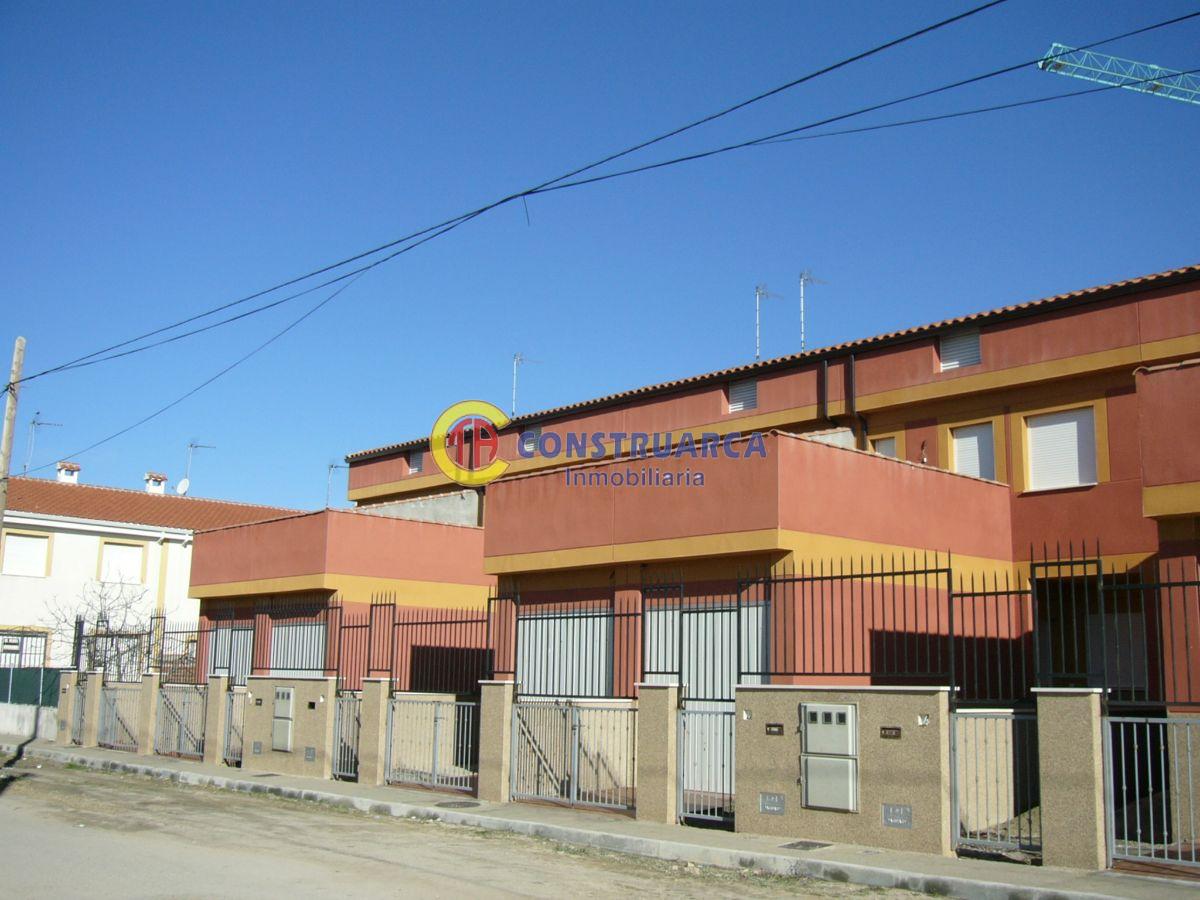 For sale of chalet in El Carpio de Tajo