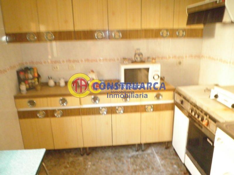 For sale of house in Aldeanueva de Barbarroya