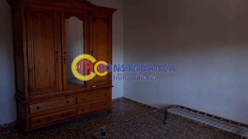 For sale of house in Navalmorales