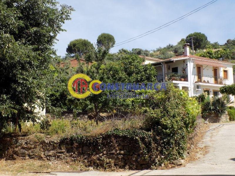 Venta de terreno en Candeleda