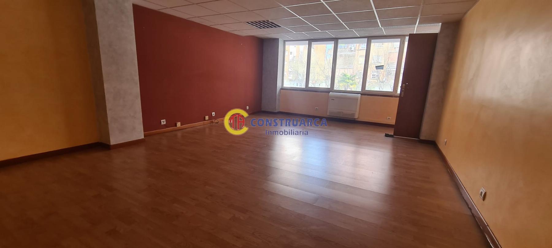 For rent of commercial in Talavera de la Reina