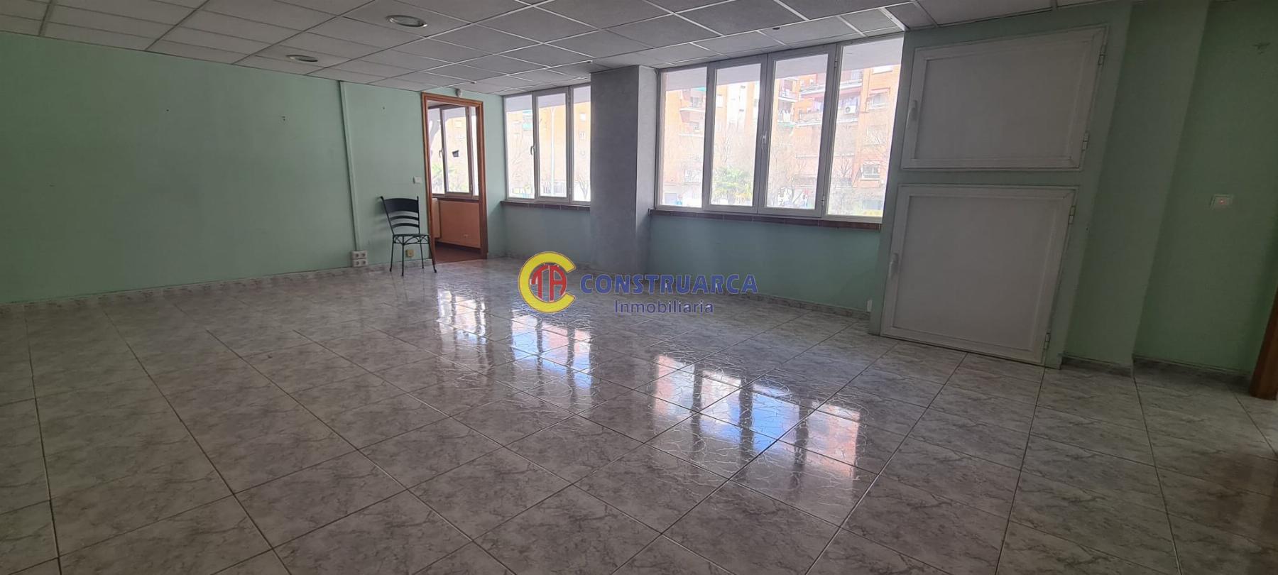 For rent of commercial in Talavera de la Reina