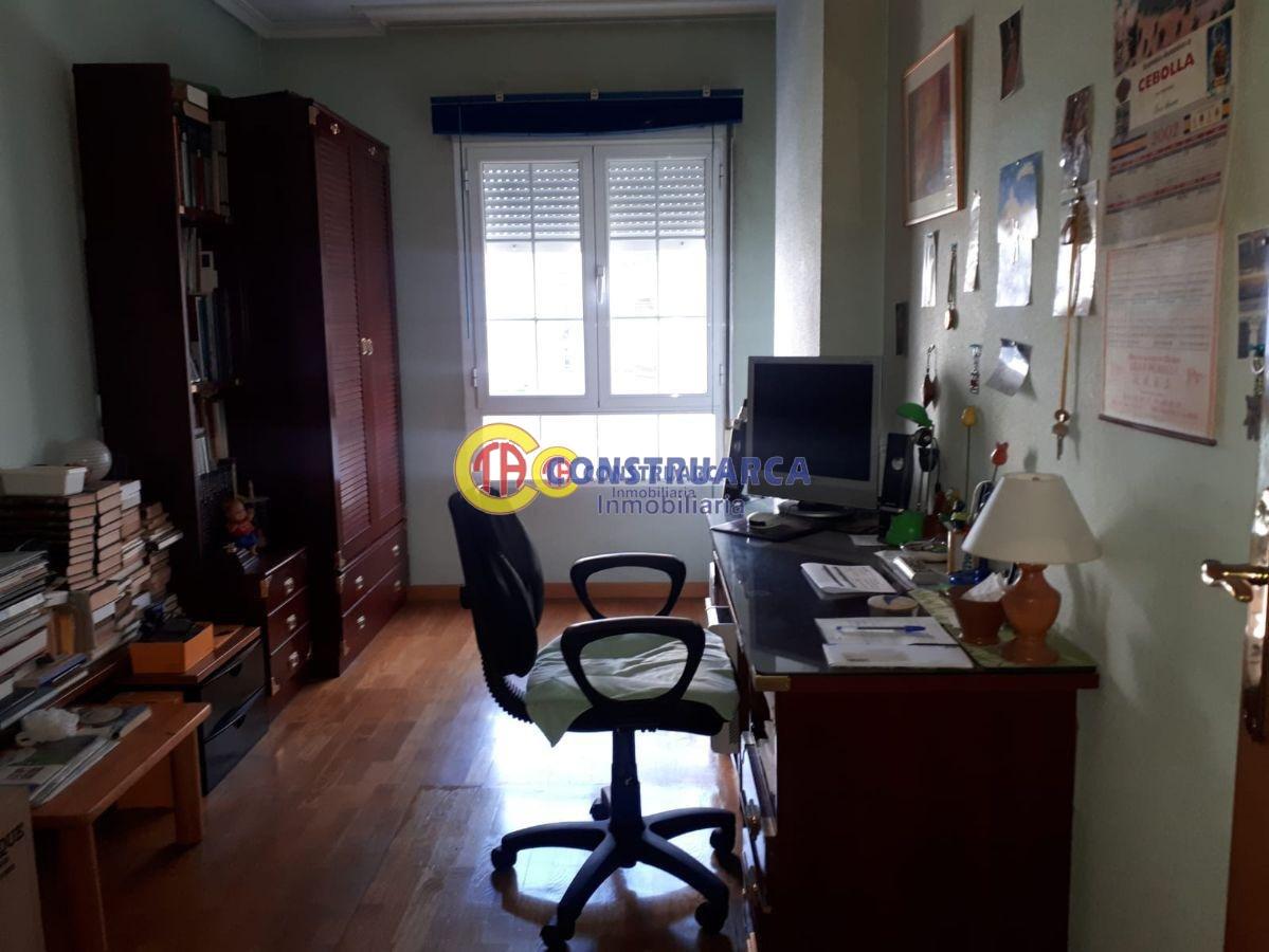 For sale of flat in Talavera de la Reina