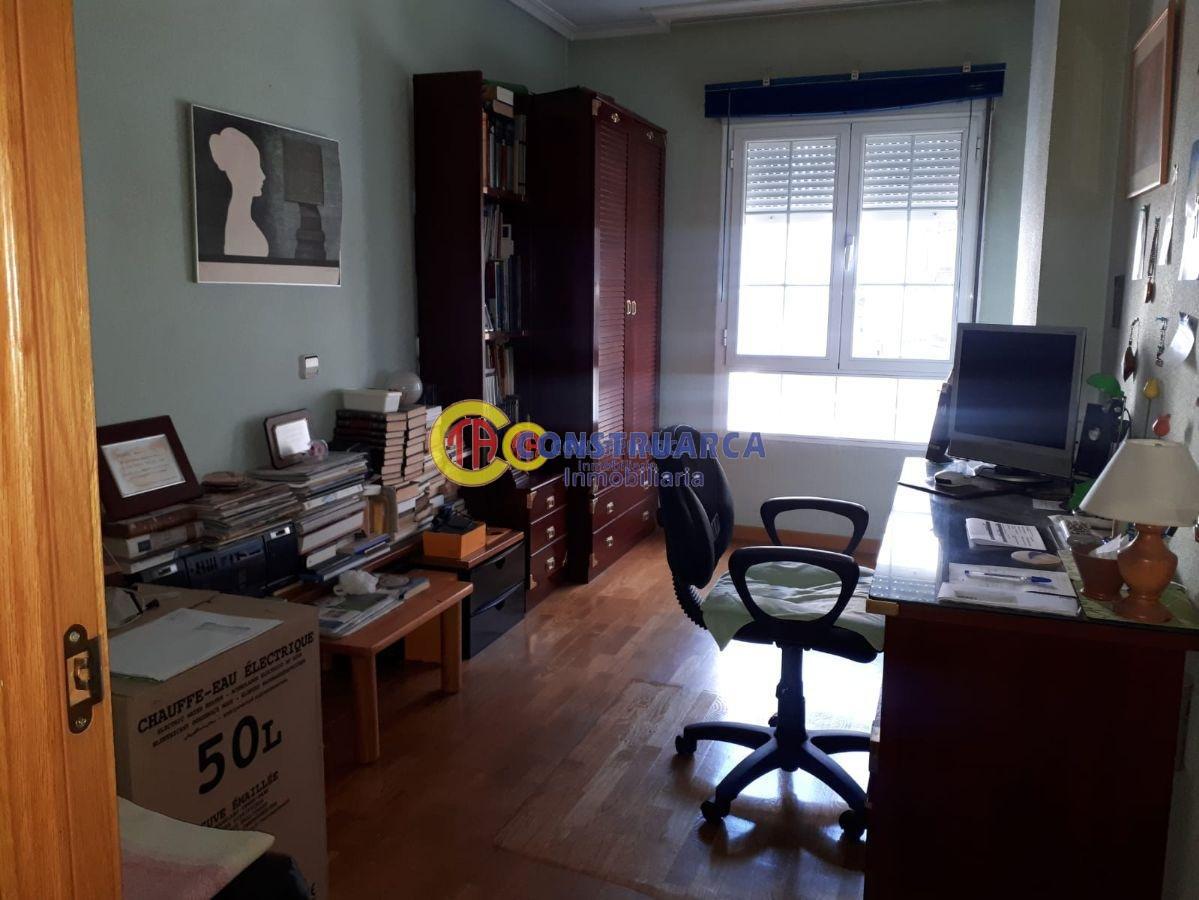 For sale of flat in Talavera de la Reina