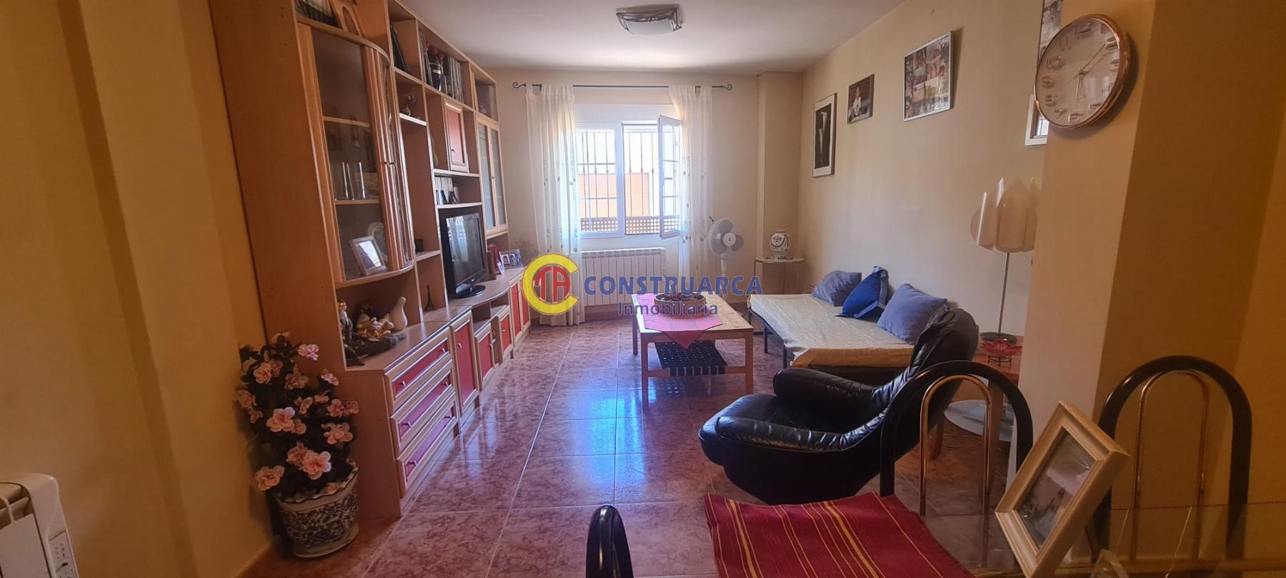 For sale of flat in San Román de los Montes