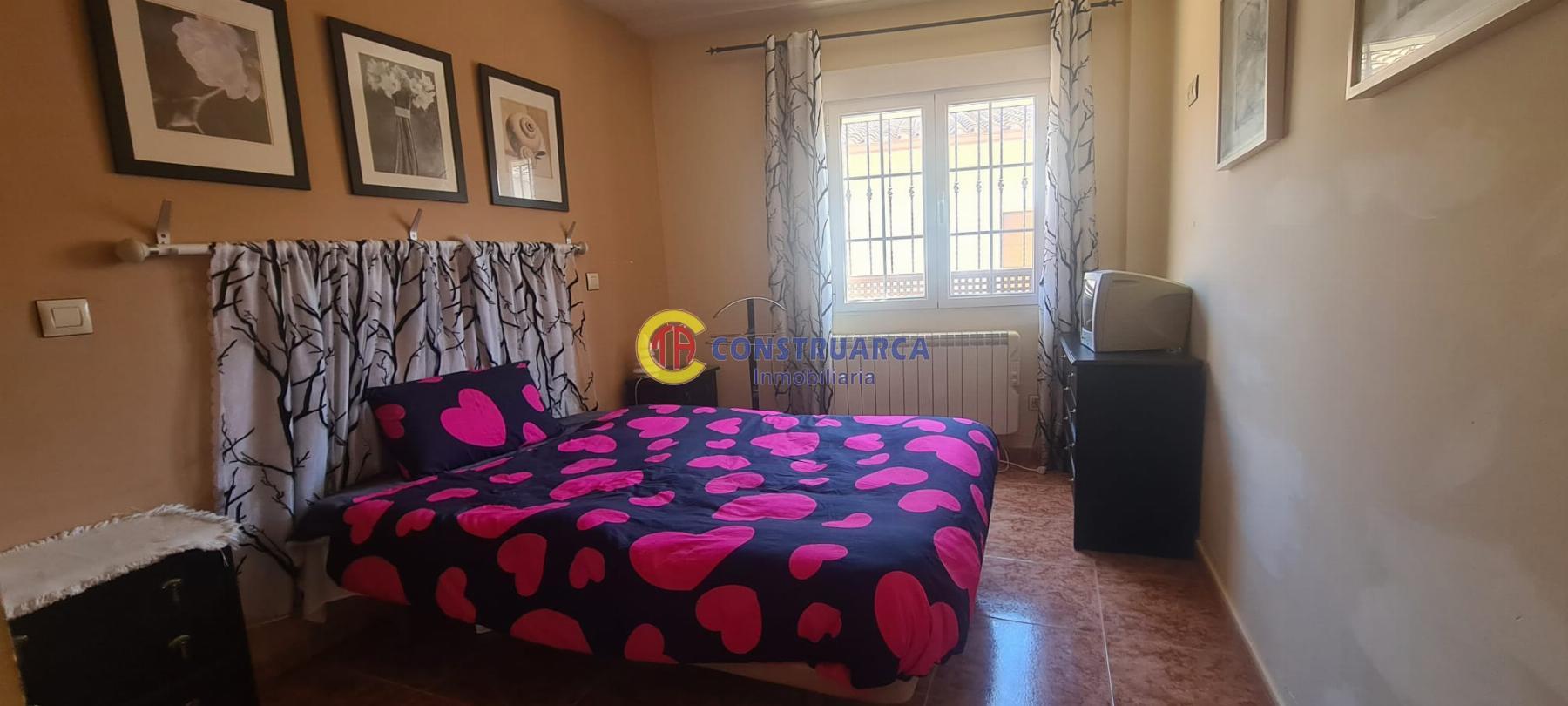 For sale of flat in San Román de los Montes