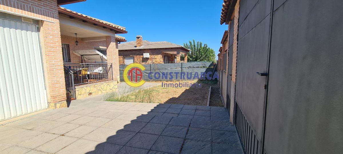 For sale of chalet in El Casar de Escalona