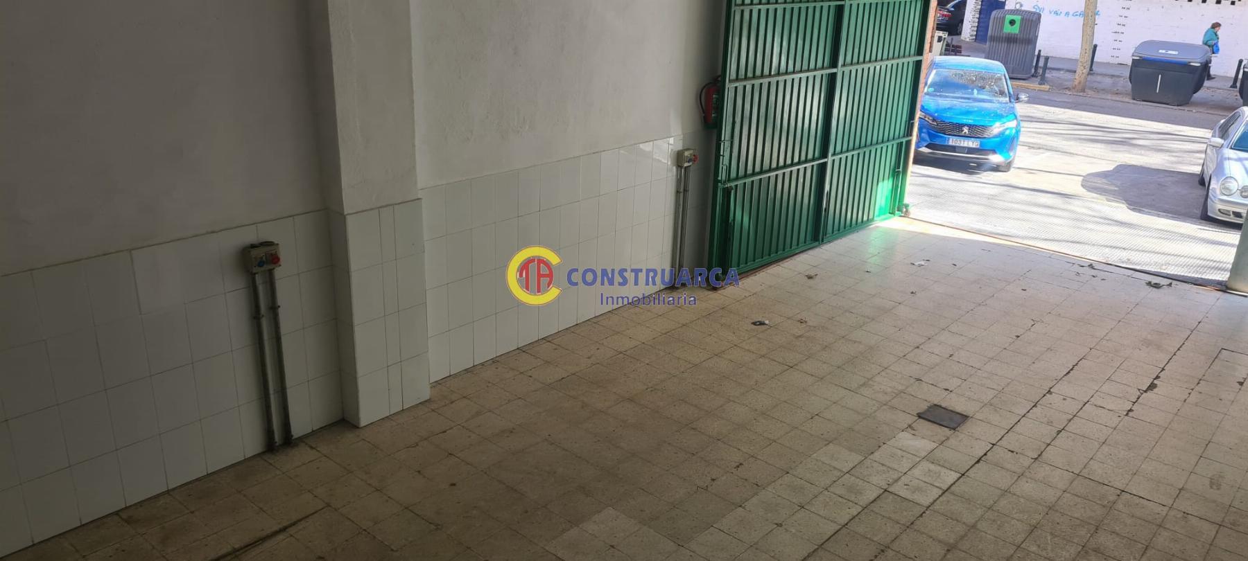 Venta de local comercial en Talavera de la Reina