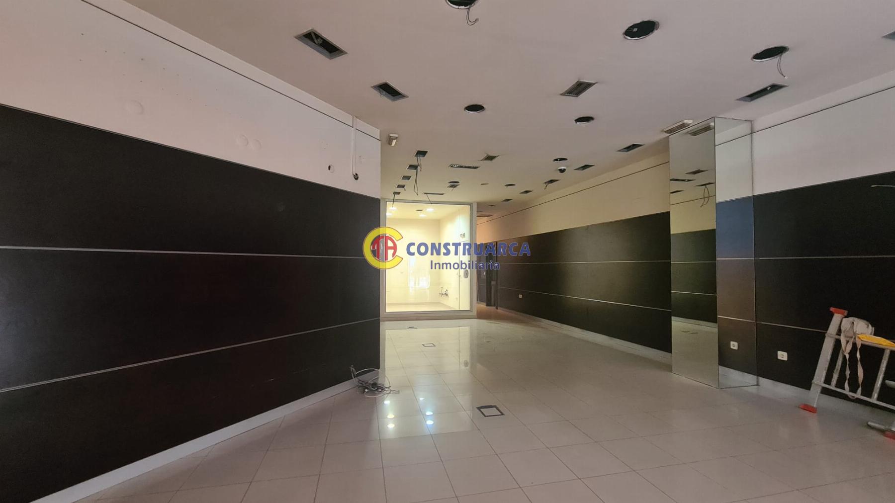 For rent of commercial in Talavera de la Reina