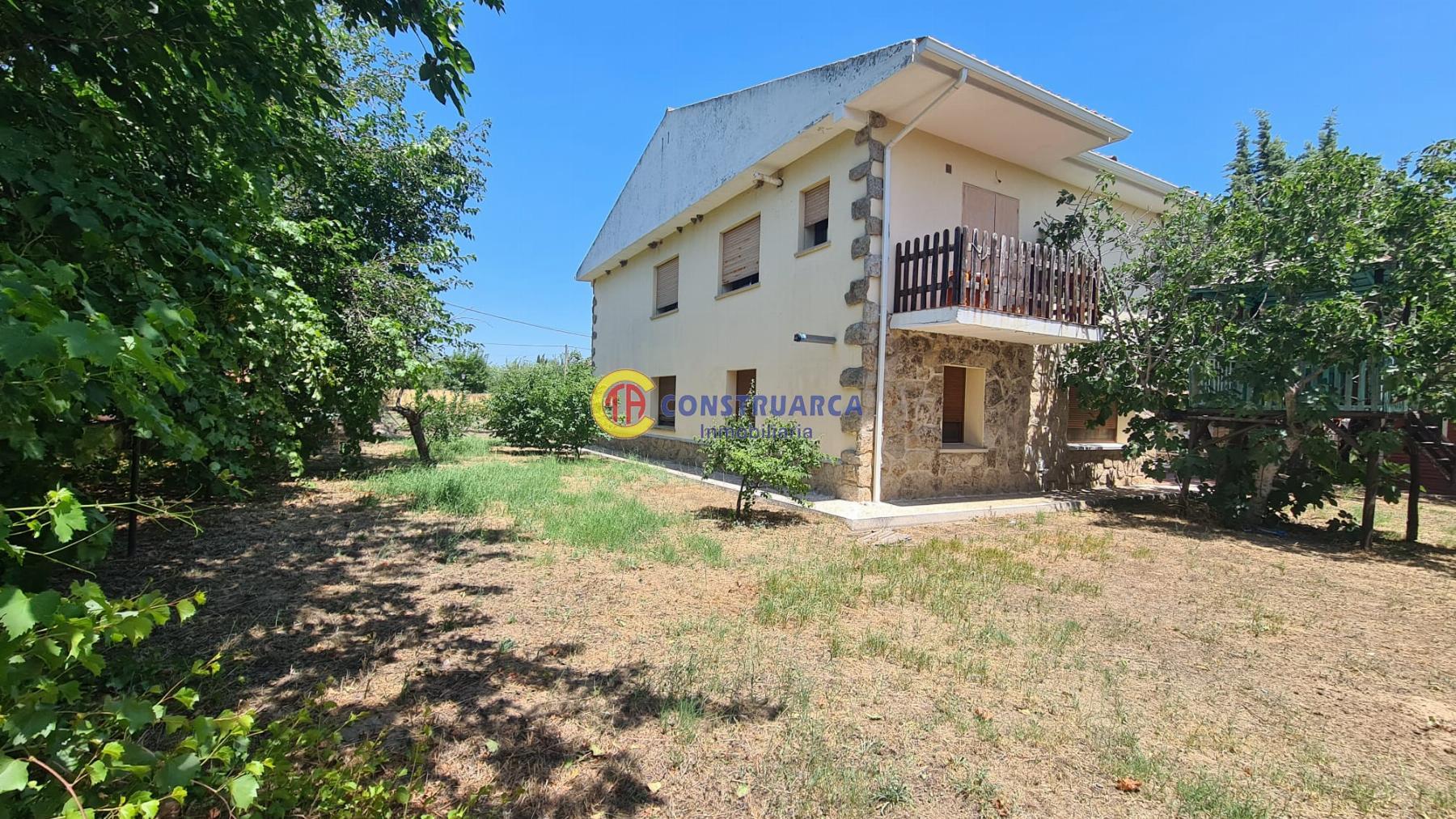 For sale of house in Cardiel de los Montes