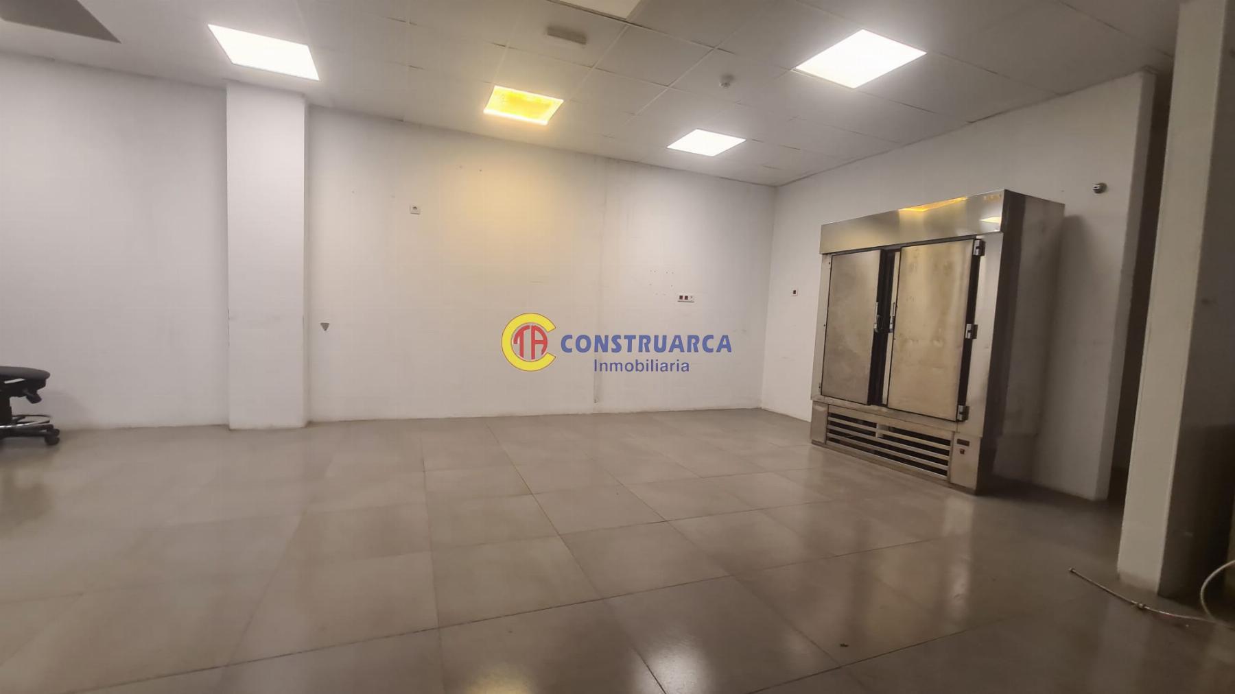 Venta de local comercial en Talavera de la Reina