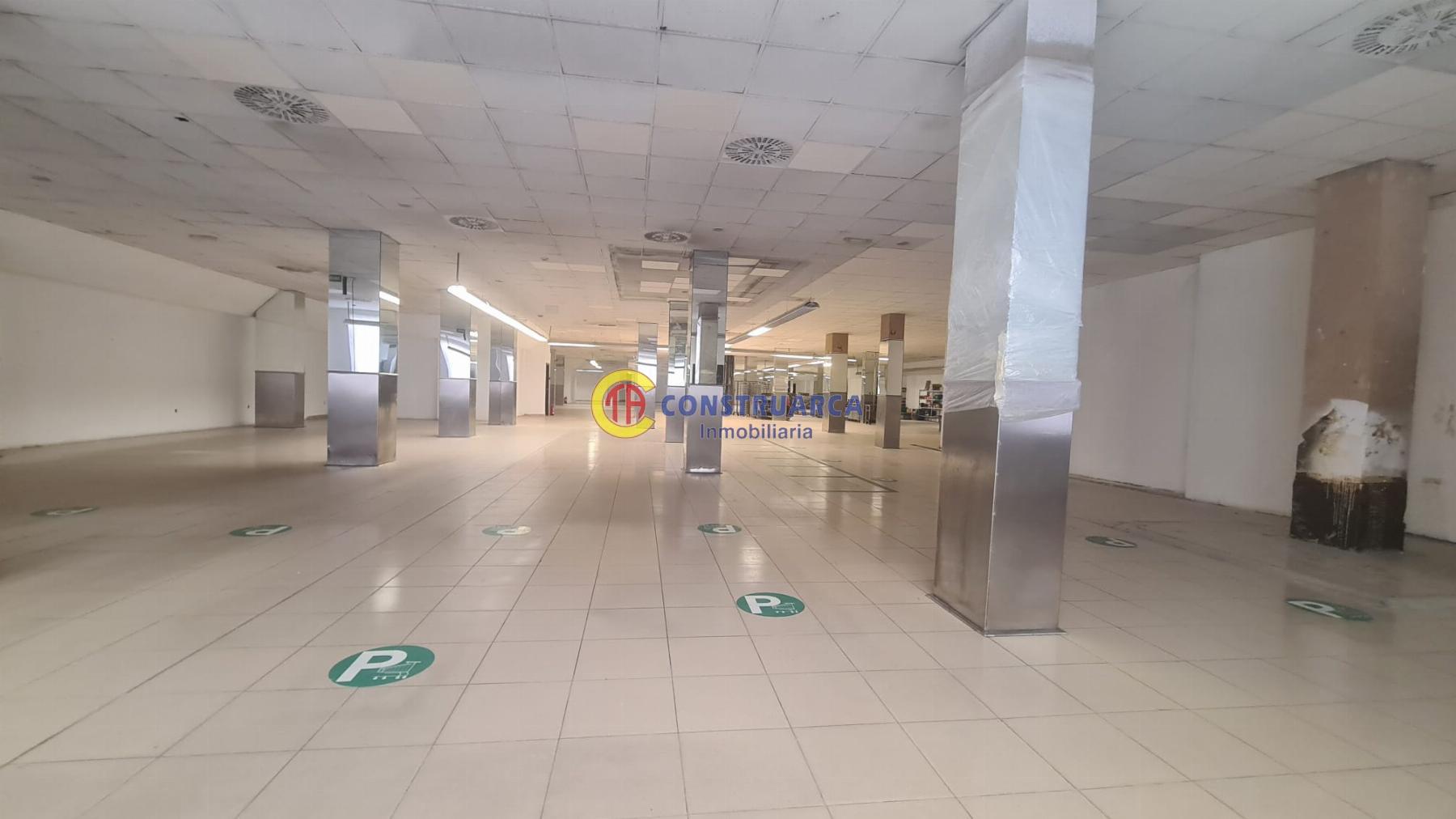Venta de local comercial en Talavera de la Reina