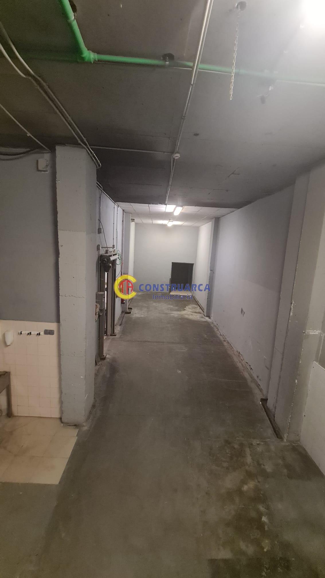 Venta de local comercial en Talavera de la Reina