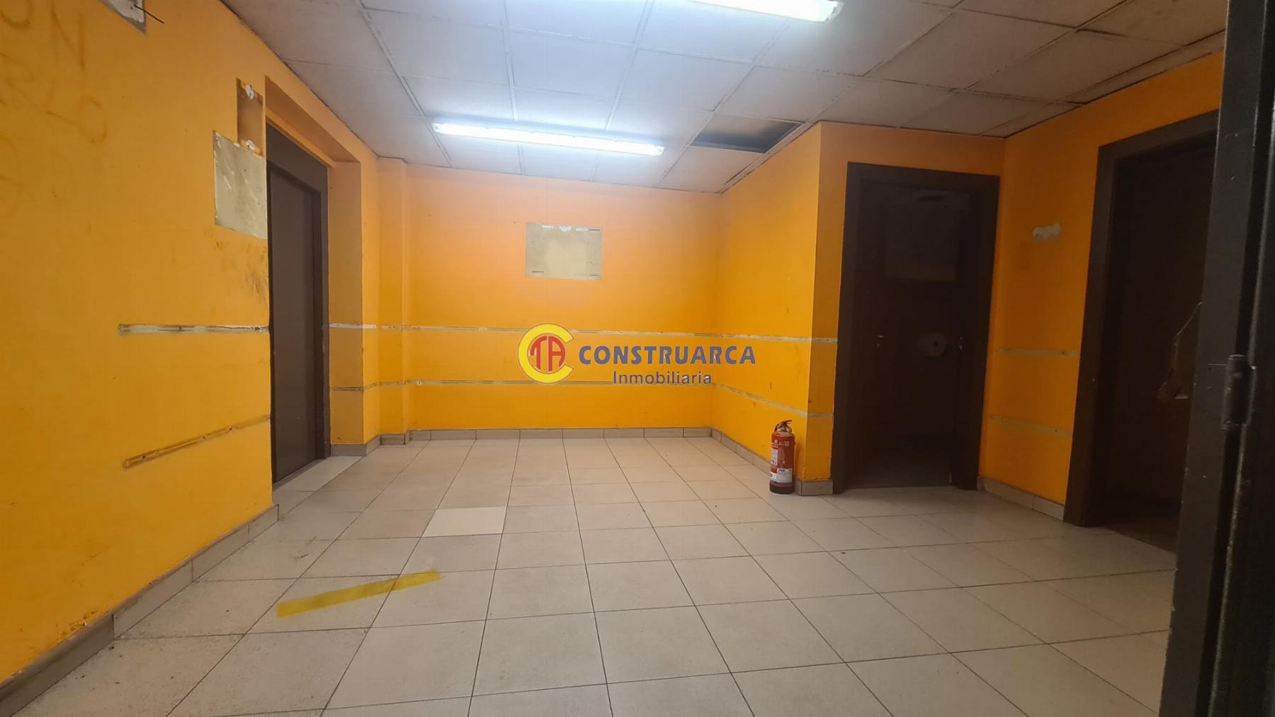 Venta de local comercial en Talavera de la Reina