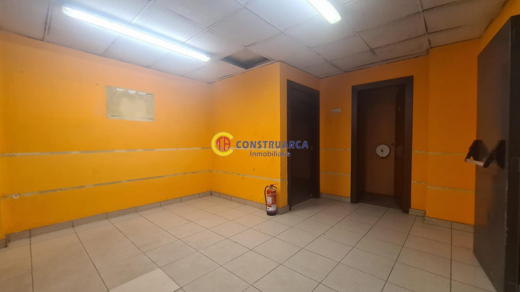 Venta de local comercial en Talavera de la Reina