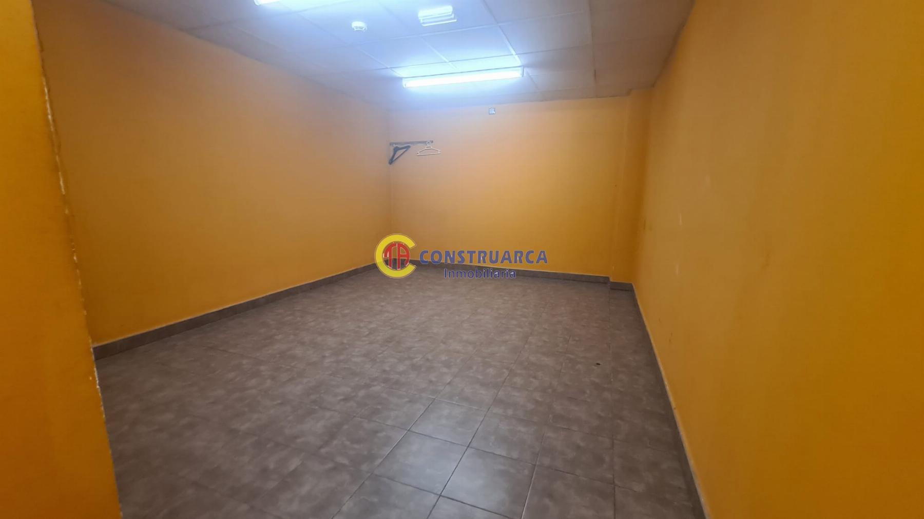 Venta de local comercial en Talavera de la Reina